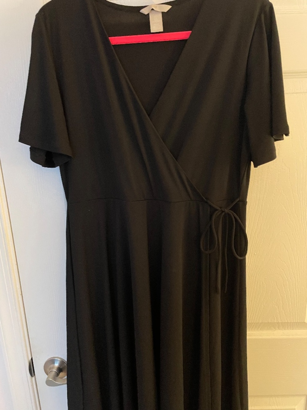 H&M Faux Wrap Midi Dress W/ Flutter Sleeves Size L Black